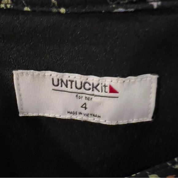 Untuckit size 4 Button down long sleeve dress - Picture 2 of 8
